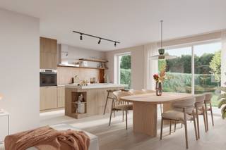 Deze halfopen bebouwing wordt gerealiseerd op het lot 6 in de Moederhoefstraat in Lint.<br /><br /><span>Deze ruime en lichtrijke gezinswoning heeft met een bewoonbare oppervlakte van 180 m² heel wat te bieden. O.m. een lichtrijke woonkamer, uitgeruste eilandkeuken, 4 slaapkamers, een ruime badkamer, een carport, veel bergruimte, een gezellig terras én omheinde tuin met groen vergezicht.   </span><br /><br /><span>Deze ruime BEN-woning met E-peil 9 wordt erg energiezuinig en is o.m. uitgerust met een warmtepomp, vloerverwarming, zonnepanelen en ventilatie met warmteterugwinning.</span><br /><br /><span>Jouw nieuwe keuken, badkamerinrichting &amp; vloer- en wandtegels kies je zelf uit bij onze partners. Ook de aanleg van het terras, de oprit, voordeurpad, carport en de tuinafsluiting zijn inbegrepen.</span><br /><br /><span>Onze klantenbegeleider staat voor je klaar tijdens het bouwtraject en zorgt dat aan alles wordt gedacht.</span>