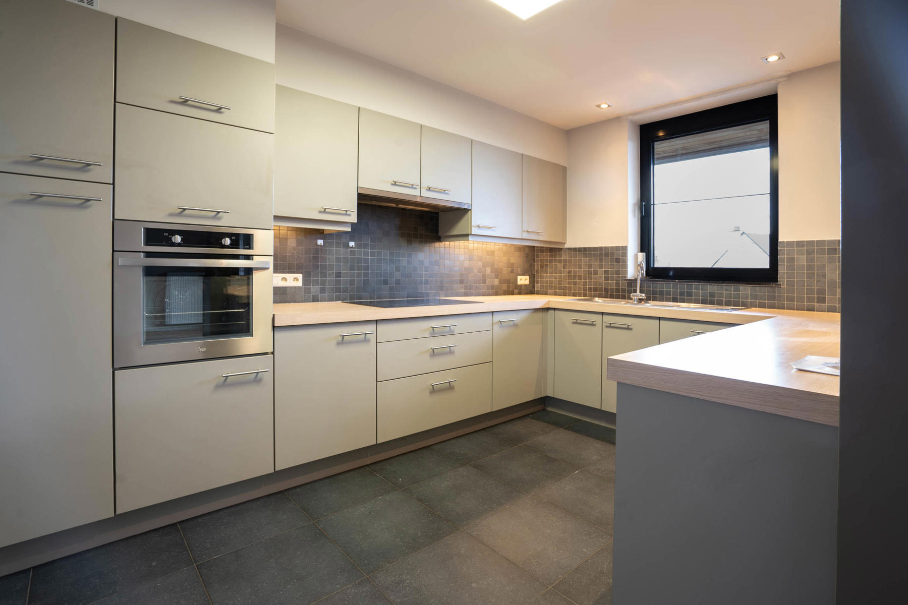 Apartment for rent in Wuustwezel with 2 bedrooms - photo 4