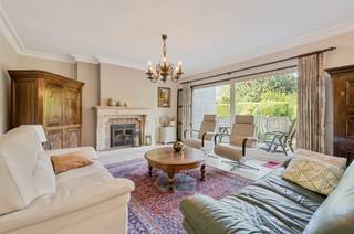 Zeer ruime gezinswoning op toplocatie nabij Kluisbos en Golfclub De Kluizen Ontdek deze uitzonderlijke woning met een bewoonbare oppervlakte van meer...