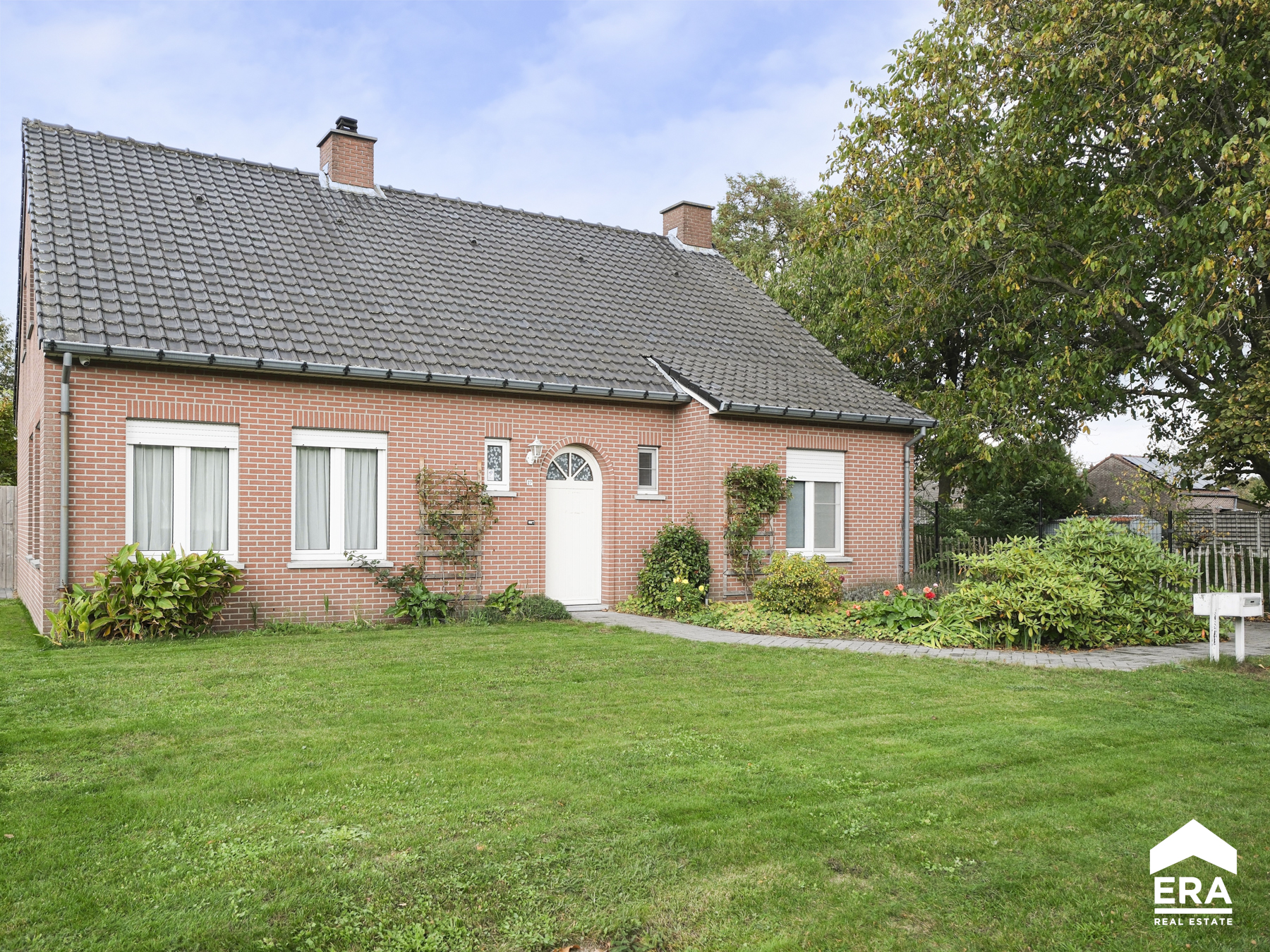 House for sale in Neerpelt with 3 bedrooms - photo 1