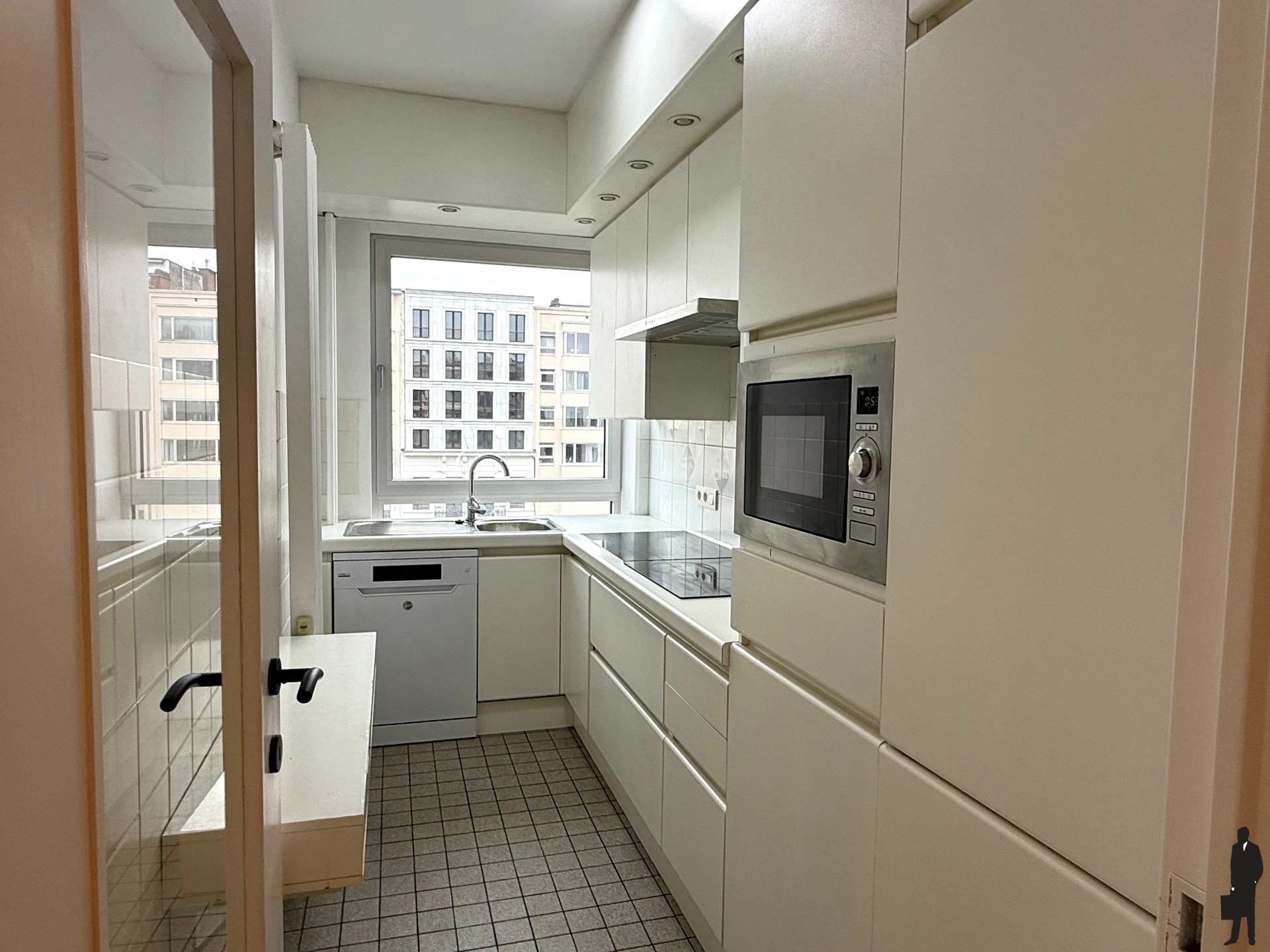 Apartment for rent in Antwerp with 2 bedrooms - photo 3