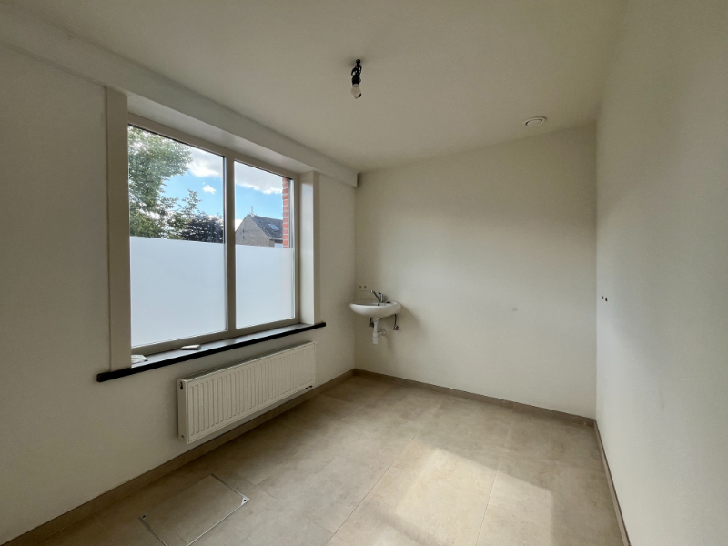 Gerenoveerde woning met tuin en garage! - foto 5