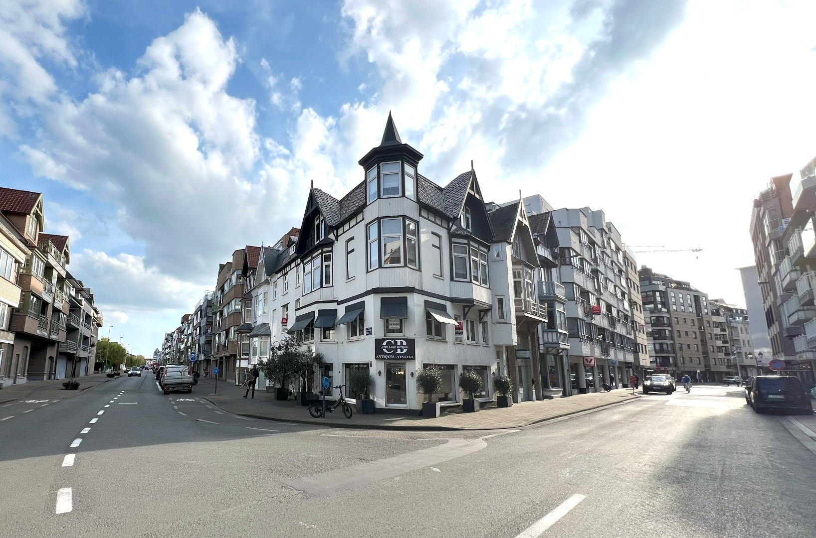 Commercial for sale in Knokke-Heist - photo 1