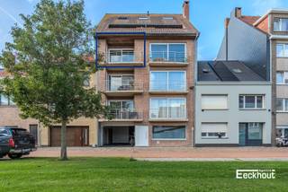 Dit appartement bevindt zich op de derde verdieping van een kleinschalig gebouw aan het Maria-Hendrikapark ('t bosje) en op wandelafstand van het openbaar vervoer en winkels.<br />Indeling: inkomhal, woonkamer met open keuken, aansluitend zonneterras met berging, grote slaapkamer en badkamer met lavabomeubel, douche, toilet en aansluiting voor wasmachine.<br />Er is eveneens een afgesloten fietsenberging in het gebouw. Lage syndicuskosten!<br />Dit appartement is ideaal voor starters of als investering!