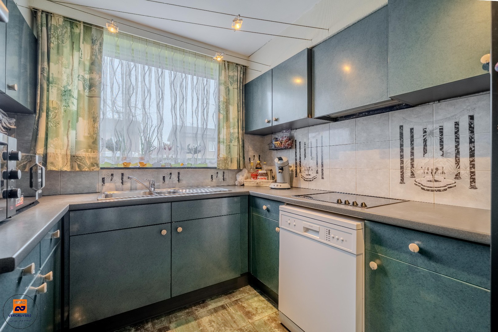 Te renoveren bungalow in rustige woonwijk te Evergem - foto 5