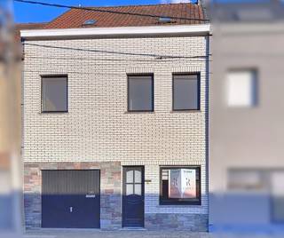 Ben je op zoek naar een woning in Harelbeke met 6 slaapkamers en een geborgen, gezellige tuin, dan ben je hier aan het juiste adres!Op de...