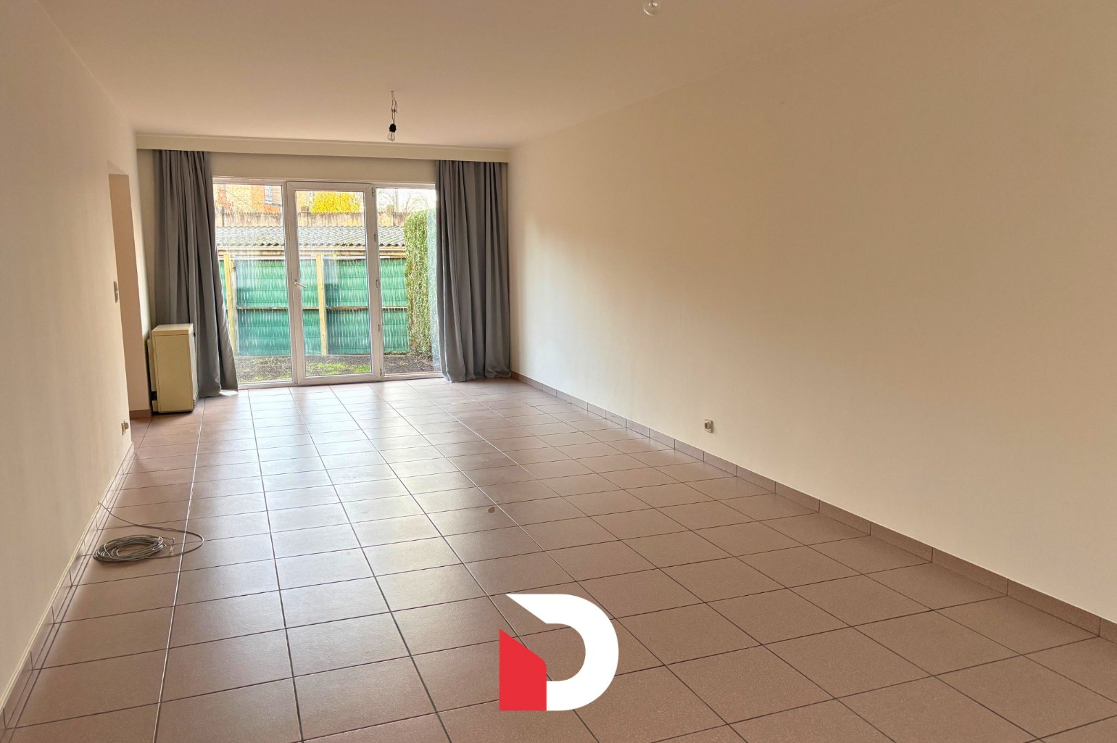 Rijwoning met 3 kamers en garage te Sint-Andries - foto 2