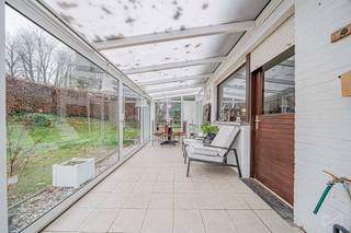 We Invest Malmedy a le plaisir de vous présenter cette maison de type bungalow à rénover, idéalement située sur les hauteurs du charmant village...