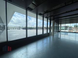 Instapklare kantoorruimte met een totale oppervlakte van 395 m² te Strombeek-Bever.Strombeek Business Park is strategisch gelegen langs de A12 en aan...