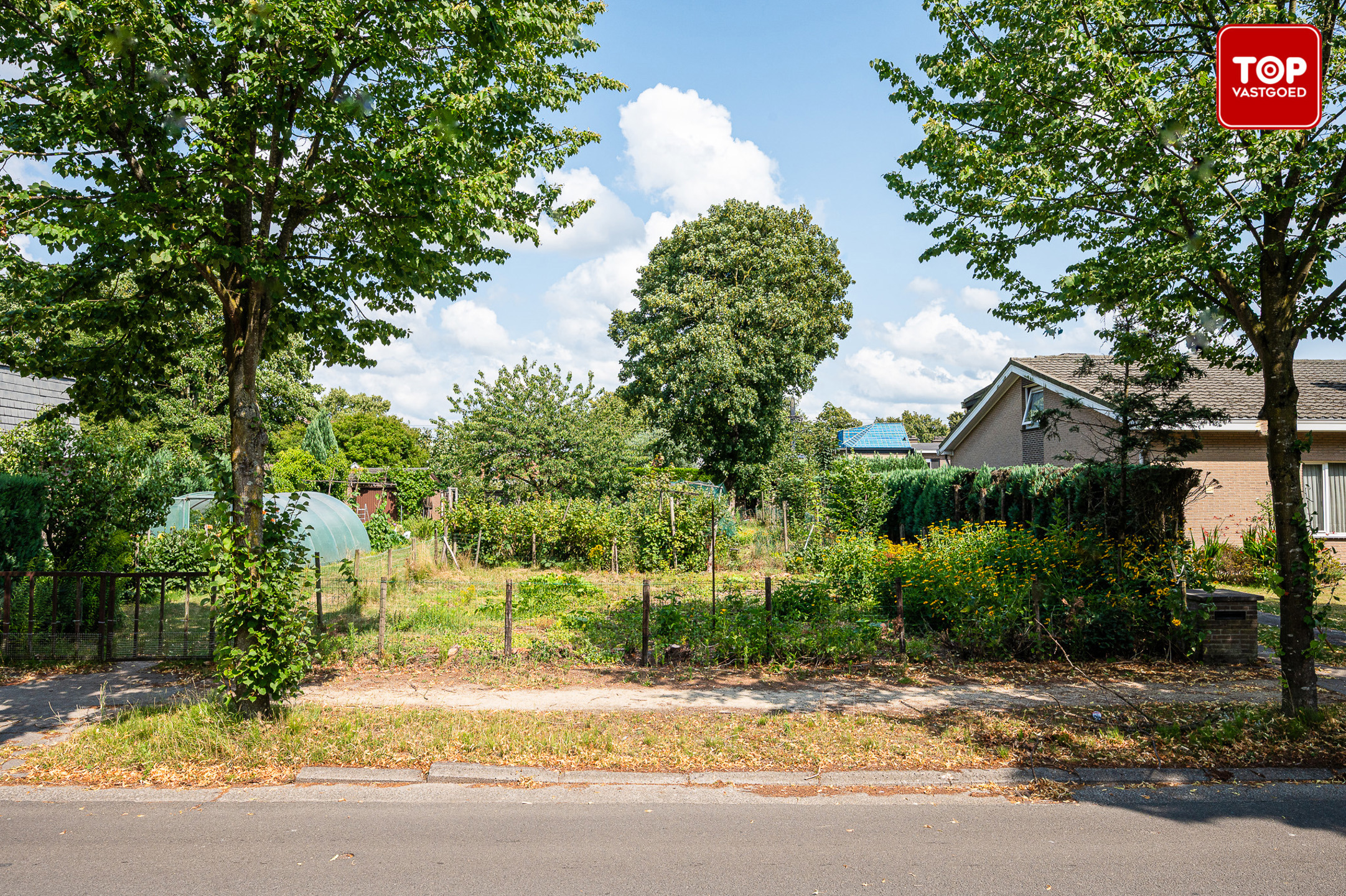 Perceel grond van 549m² in een rustige woonwijk - foto 2