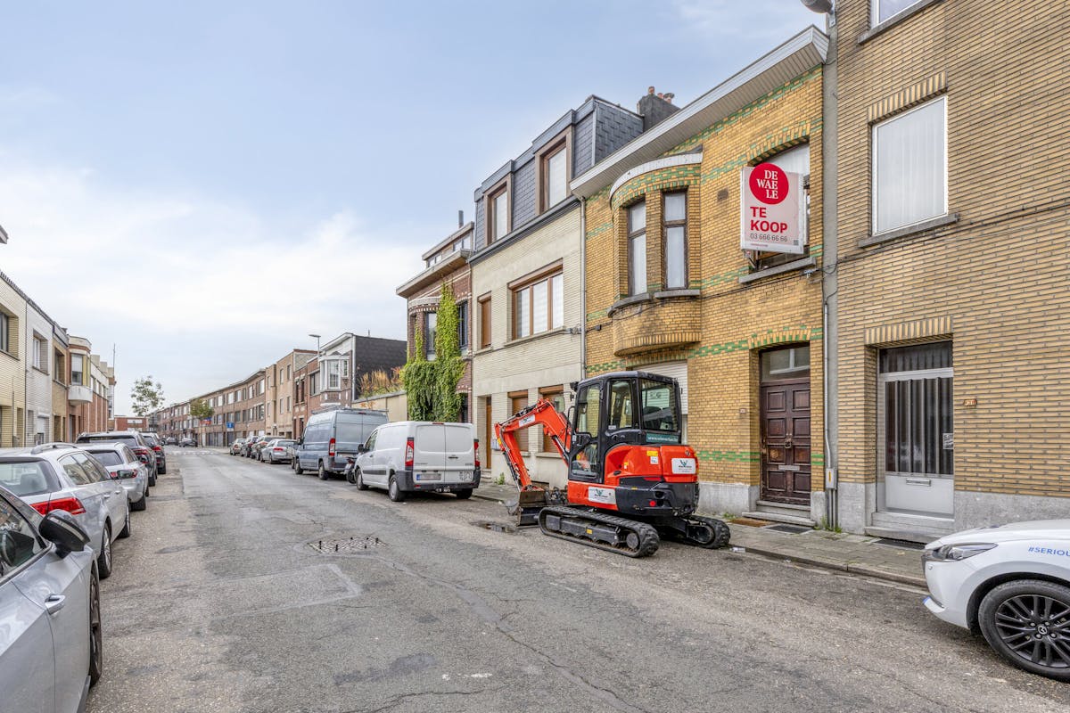 Huis met 6 slaapkamers te koop in Deurne! - foto 1