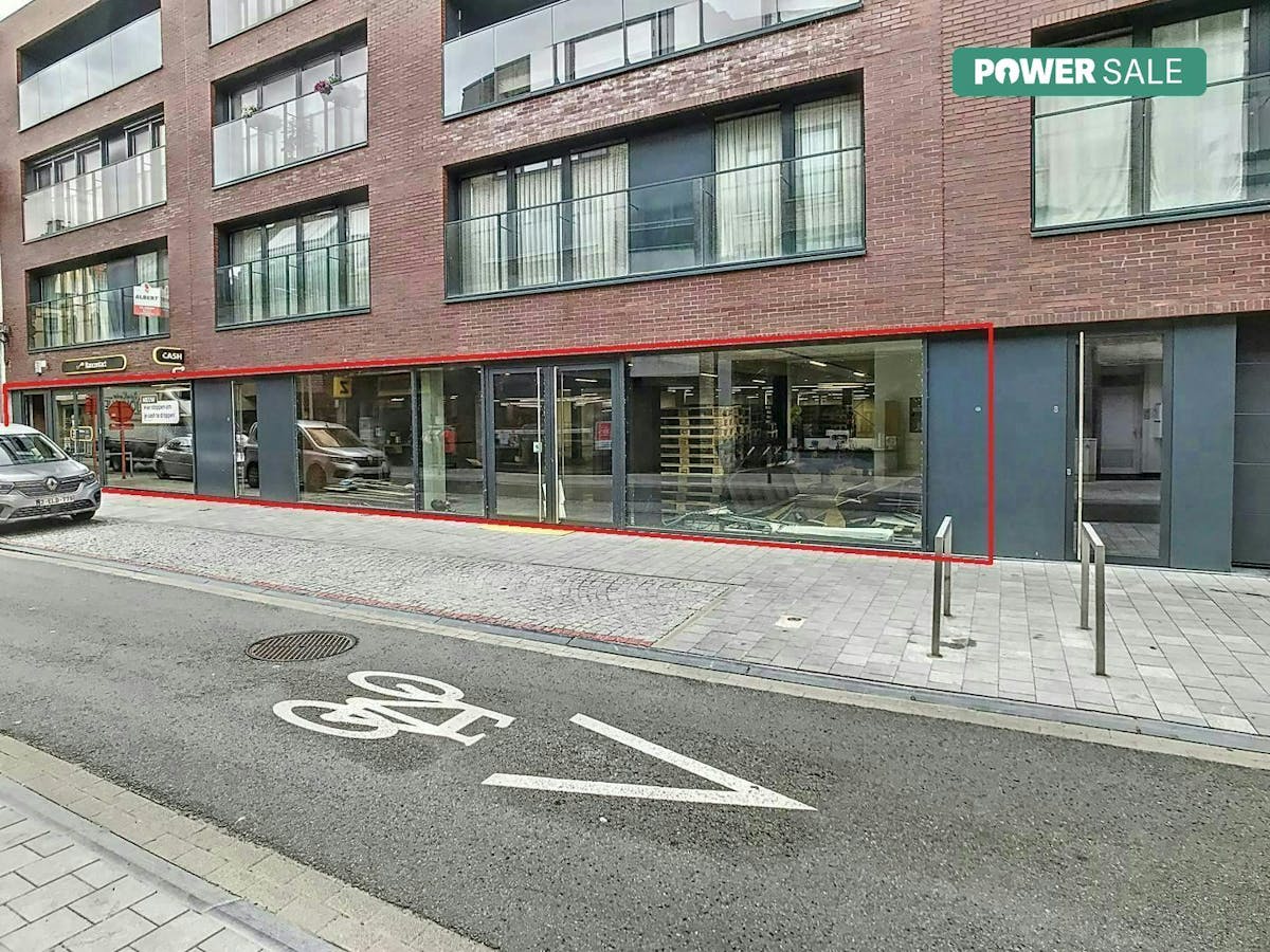 Handelspand te koop in de Marktstraat te Izegem - foto 1
