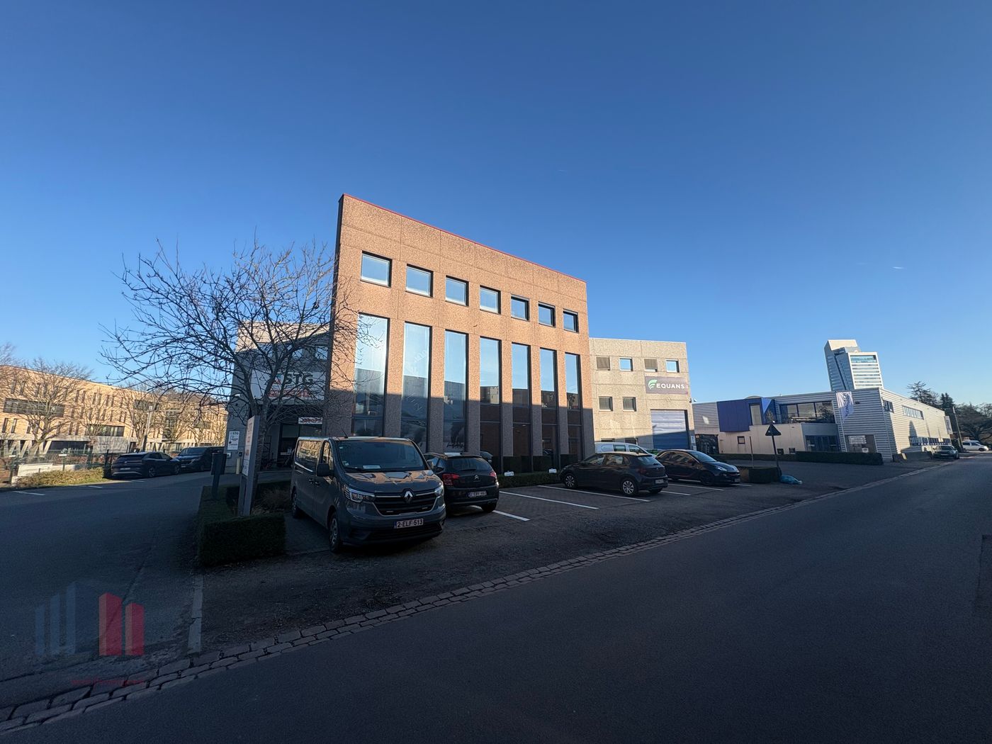 Instapklare kantoorruimte van 255 m² vlakbij The Loop en E40 - photo 1