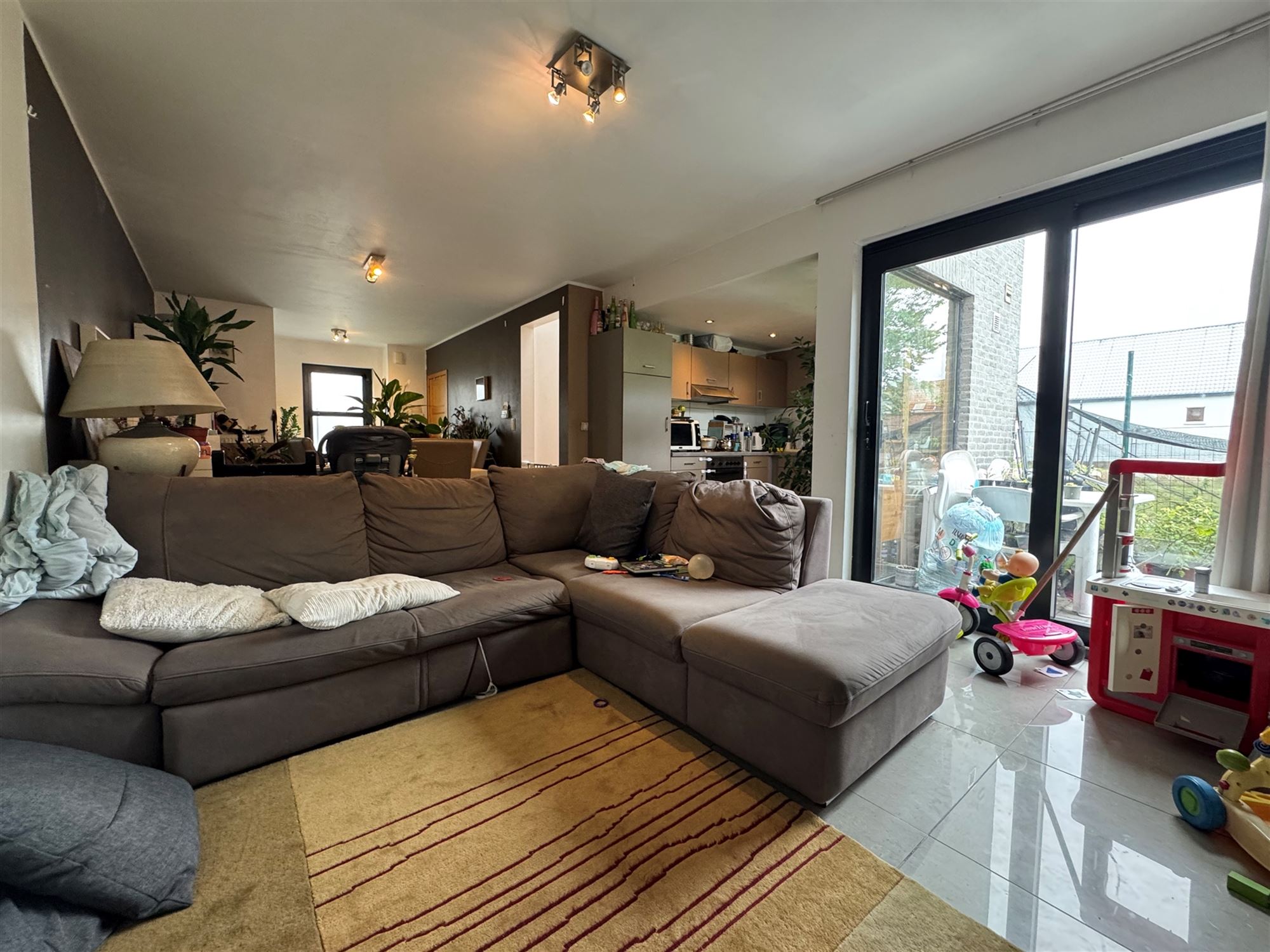 Rustig gelegen HOB met drie slaapkamers te Gijzegem - foto 5