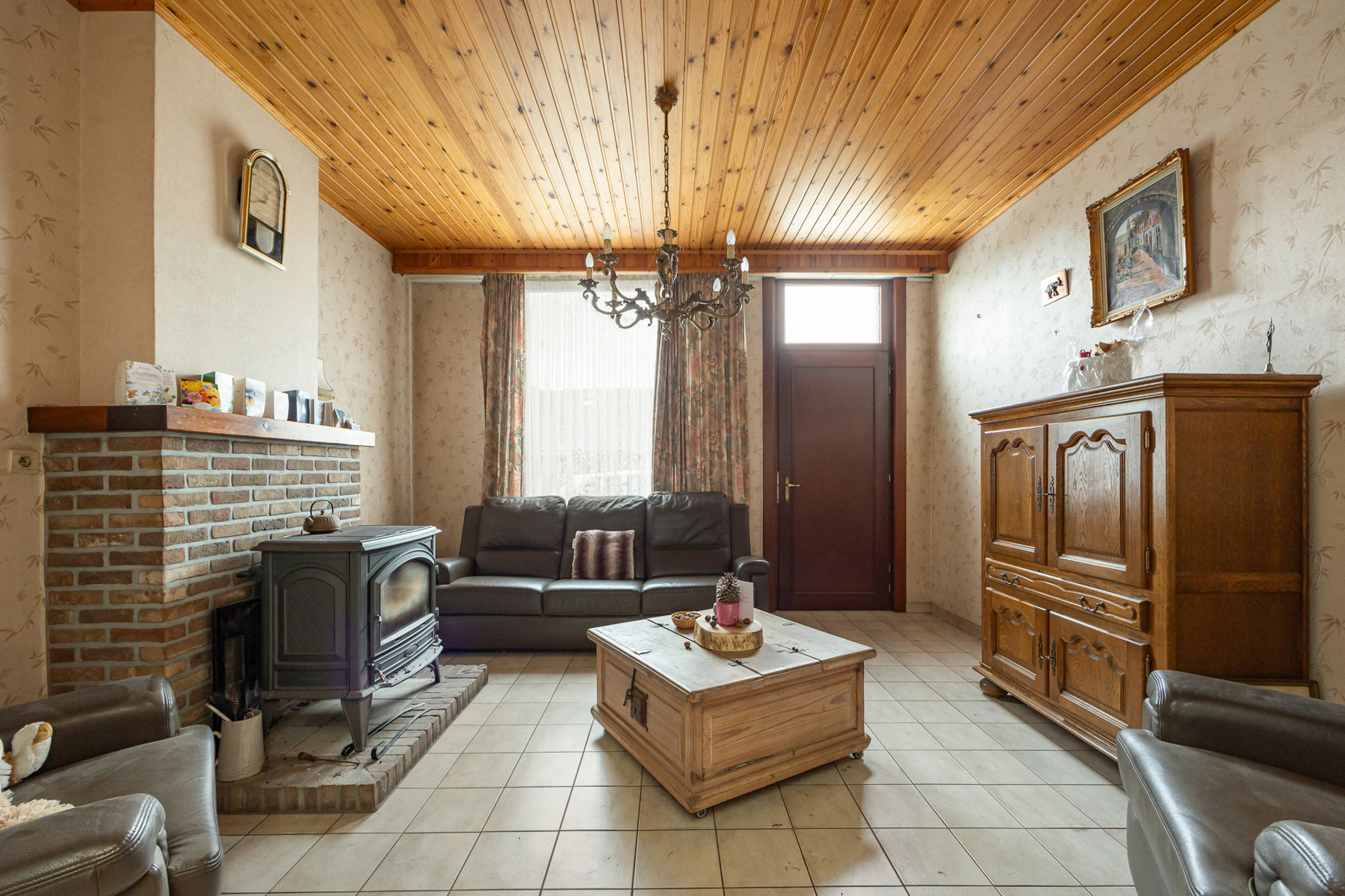 Totaal te renoveren EGW met 2 slpk, diepe tuin en fietsgang - foto 5