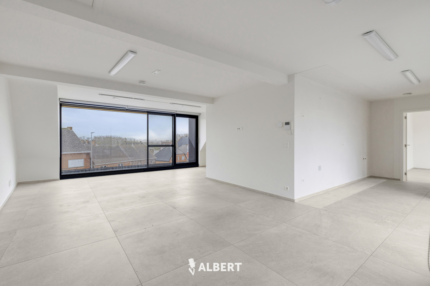 Centraal gelegen lichtrijk appartement met 2 terrassen - foto 4