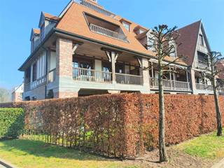 Luxe appartement op 1e verdieping te Koningshof (Iepenburg) * Indeling : hal op grote tegels, gastentoilet, woonkamer (ca. 37m²) op grote tegels met...