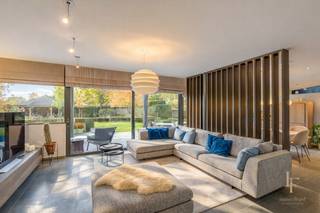 In een markt waar energie-efficiëntie de nieuwe standaard is, biedt deze villa in Vorselaar een zeldzame voorsprong. Geen renovatieverplichting...