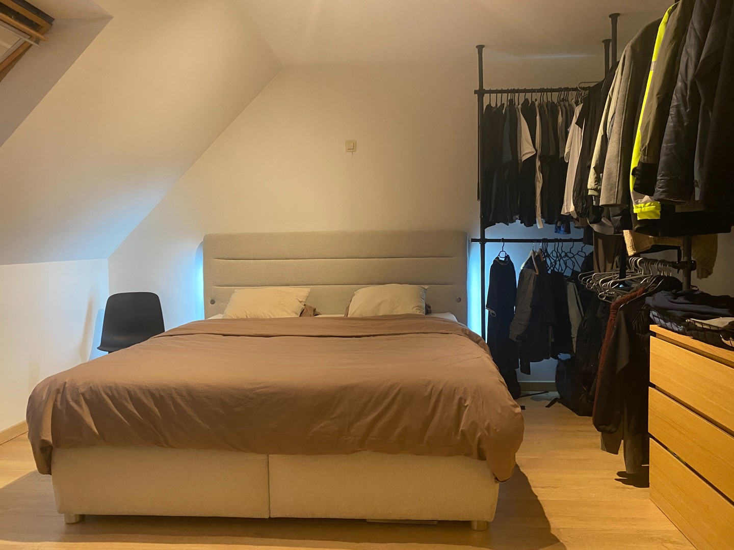 Apartment for rent in Oosteeklo with 2 bedrooms - photo 4