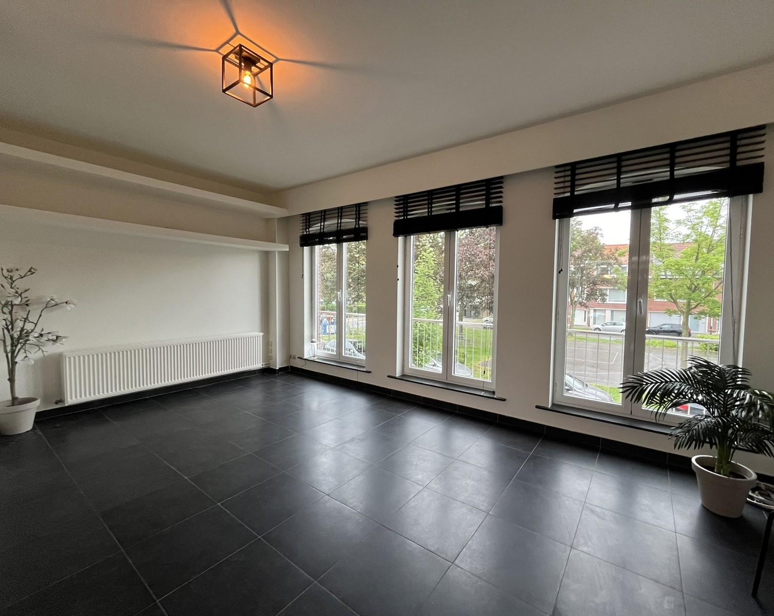 Ruime, energiezuinige duplex met groot terras in Edegem! - foto 3