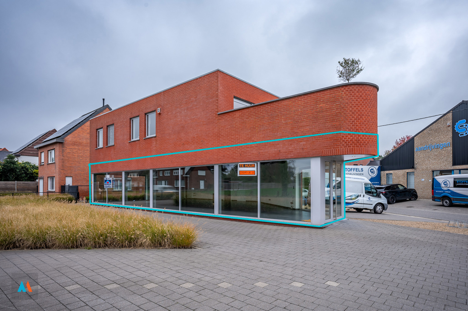 Commercial for rent in Brecht - photo 1