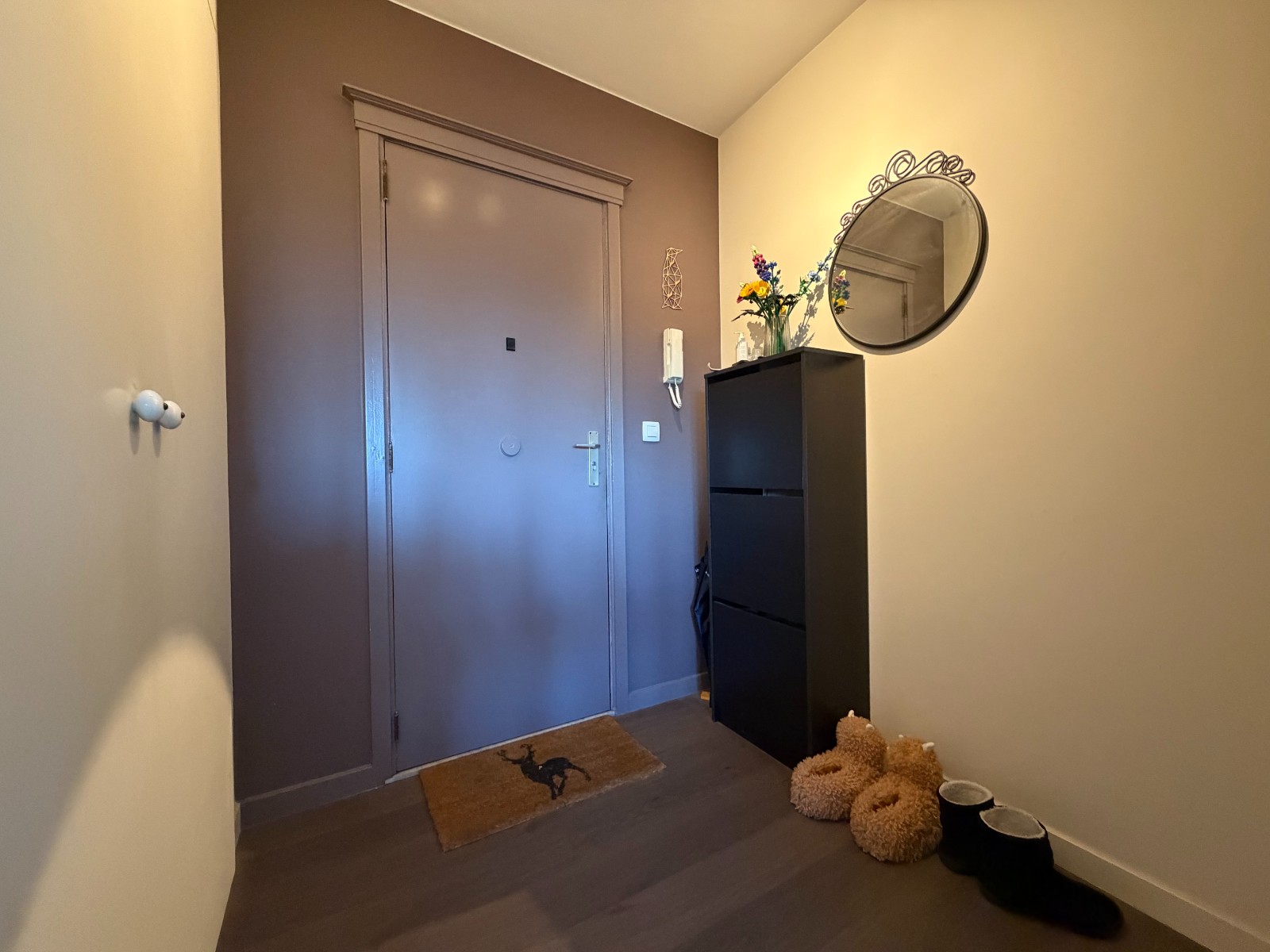 Appartement met autostaanplaats te Gent - photo 3