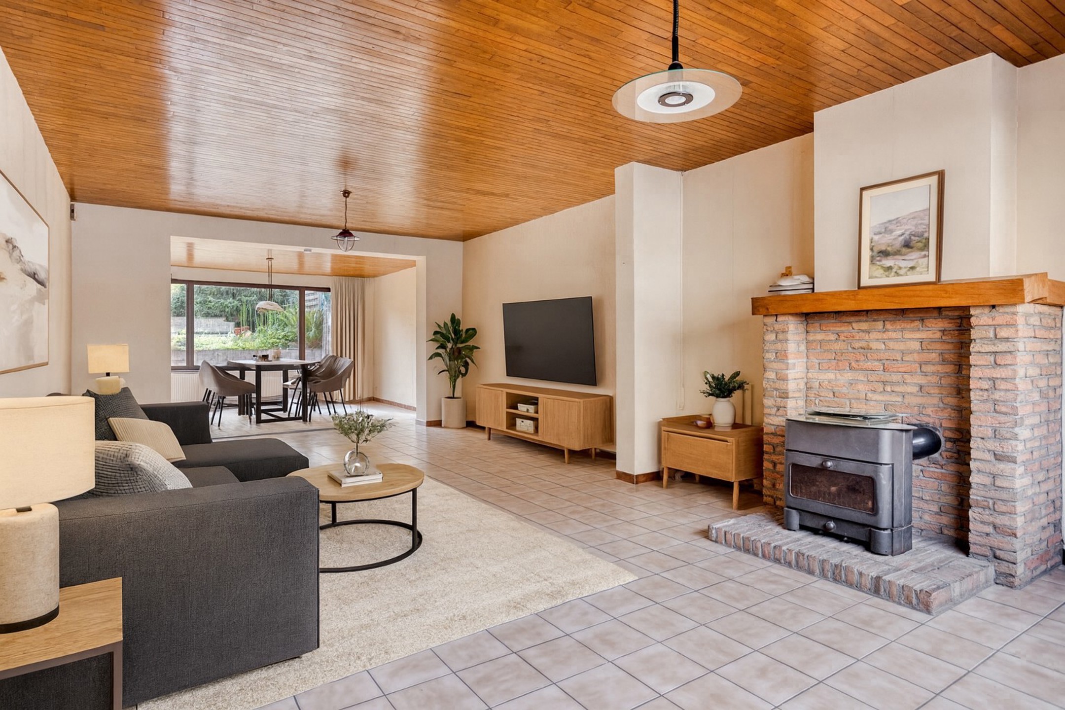 Woning met 5 kamers, garage &amp; grote tuin in het centrum! - foto 1