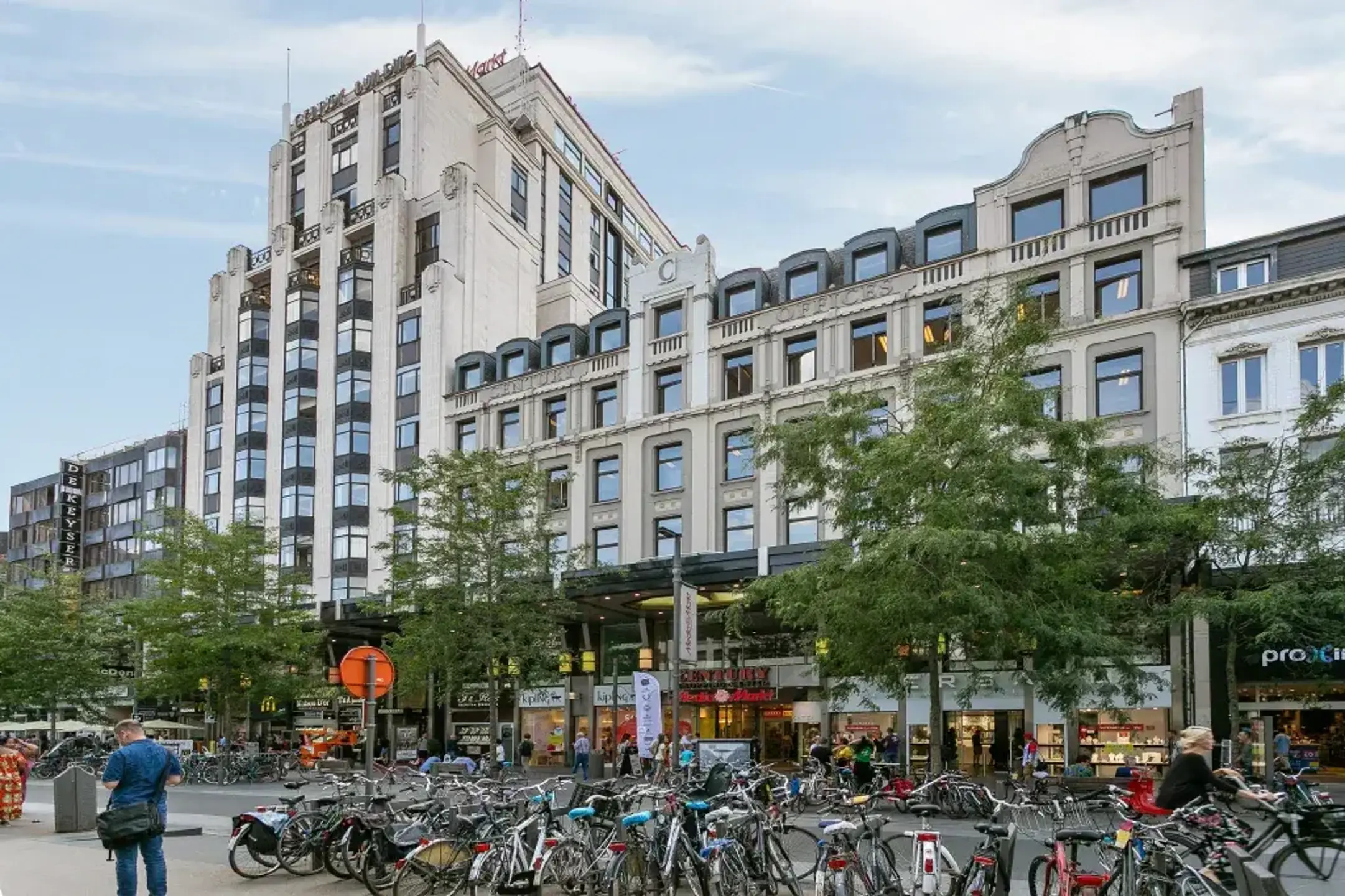 Commercial à louer à Anvers