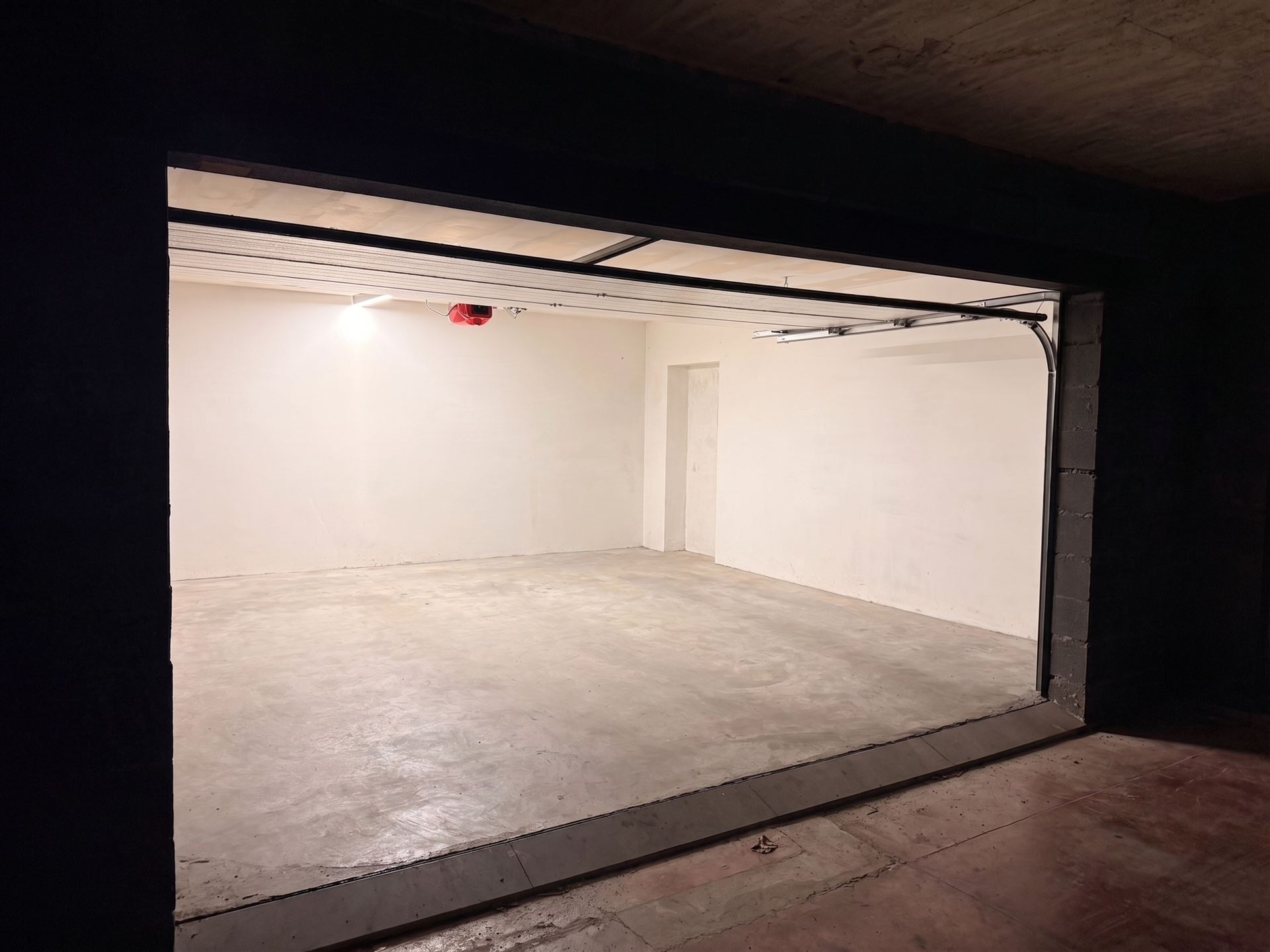 Parkings / Garages - photo 4