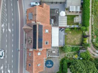 RUIME GEZINSWONING MET 6 SLPKS EN EPC LABEL B TE SMEERMAAS-LANAKEN ! <br /><br />We vinden deze gesloten bebouwing met een bewoonbare oppervlakte van 239 m² terug op een perceel van 2a 40ca in Smeermaas-Lanaken. <br /><br />Voor meer informatie, neem zeker een kijkje op onze website via de volgende link:<br />https://www.sterkvastgoedmakelaars.be/detail/te-koop-woning-lanaken/7624283?dosearch=True&flowstatus=ForSale,ForSaleReserved,ForSaleWithBid,ToCompleteForSale,SoldUnderReserve,Sold&pageindex=1&pagesize=12&searchpage=ForSale&sortdirection=DESC&sortfield=pub_flowstatus&transactiontype=Sale