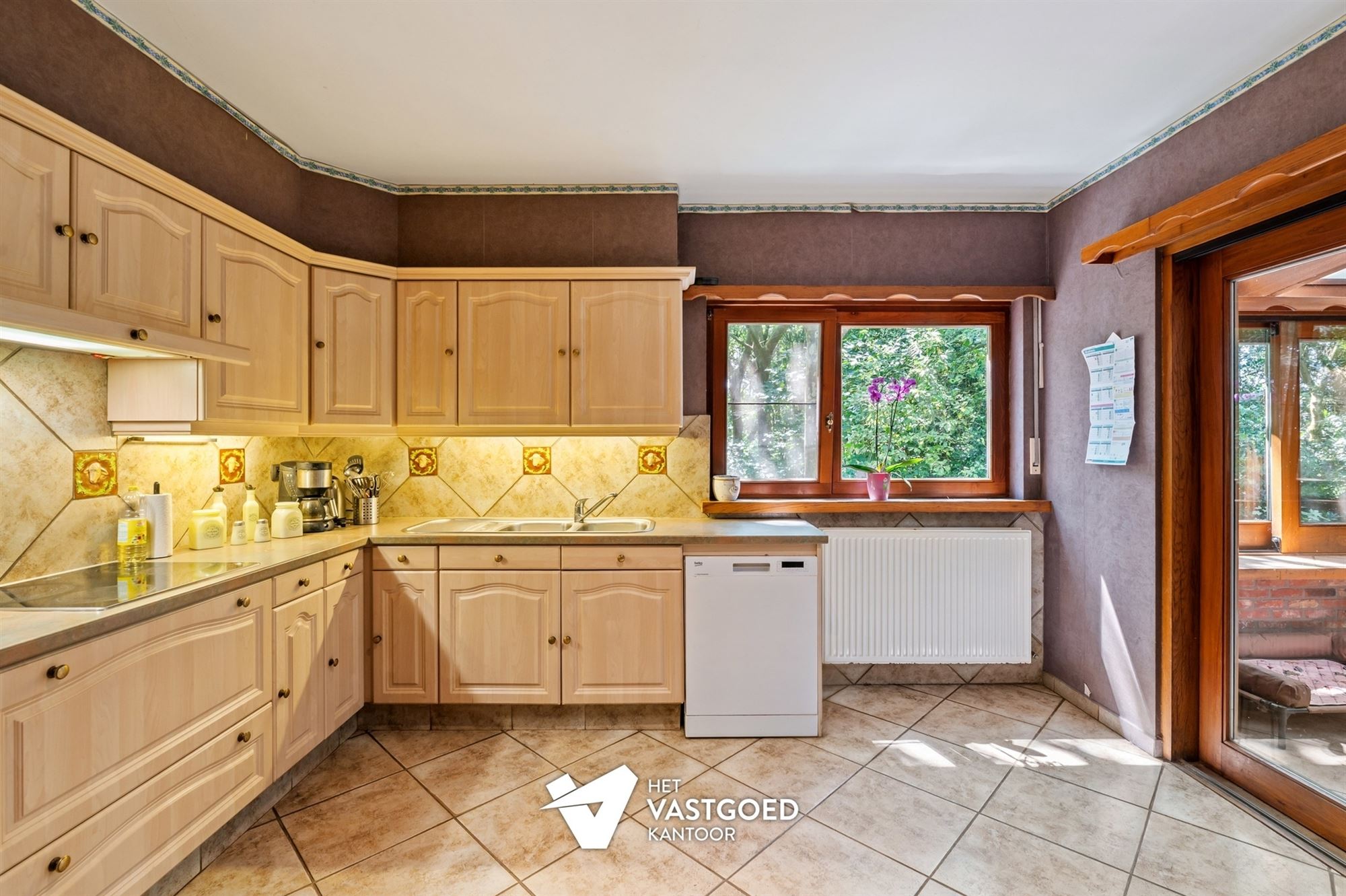 GELIJKVLOERSE WONING OP PRACHTIGE LIGGING OP 3060M2 - foto 5