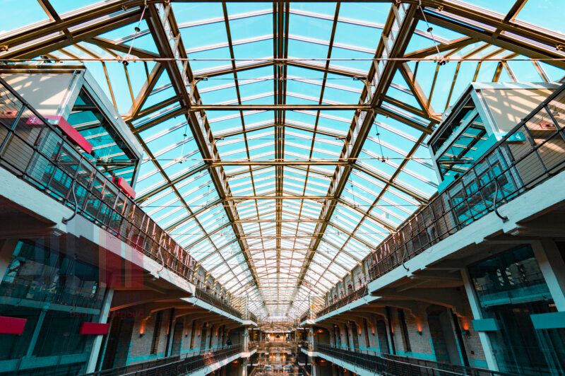 Authentic office of 348 m² in the centre of Brussels - photo 5