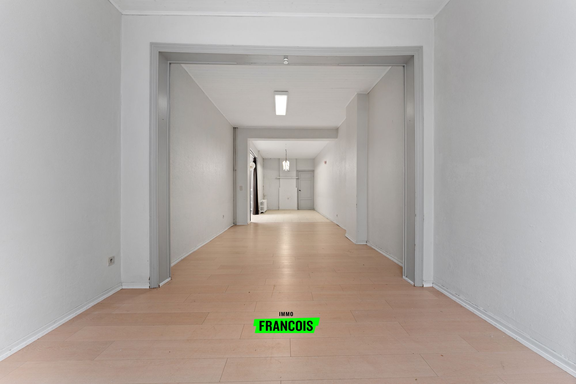 Uniek renovatieproject met 8 slaapkamers in Mariakerke, Oostende. - foto 3