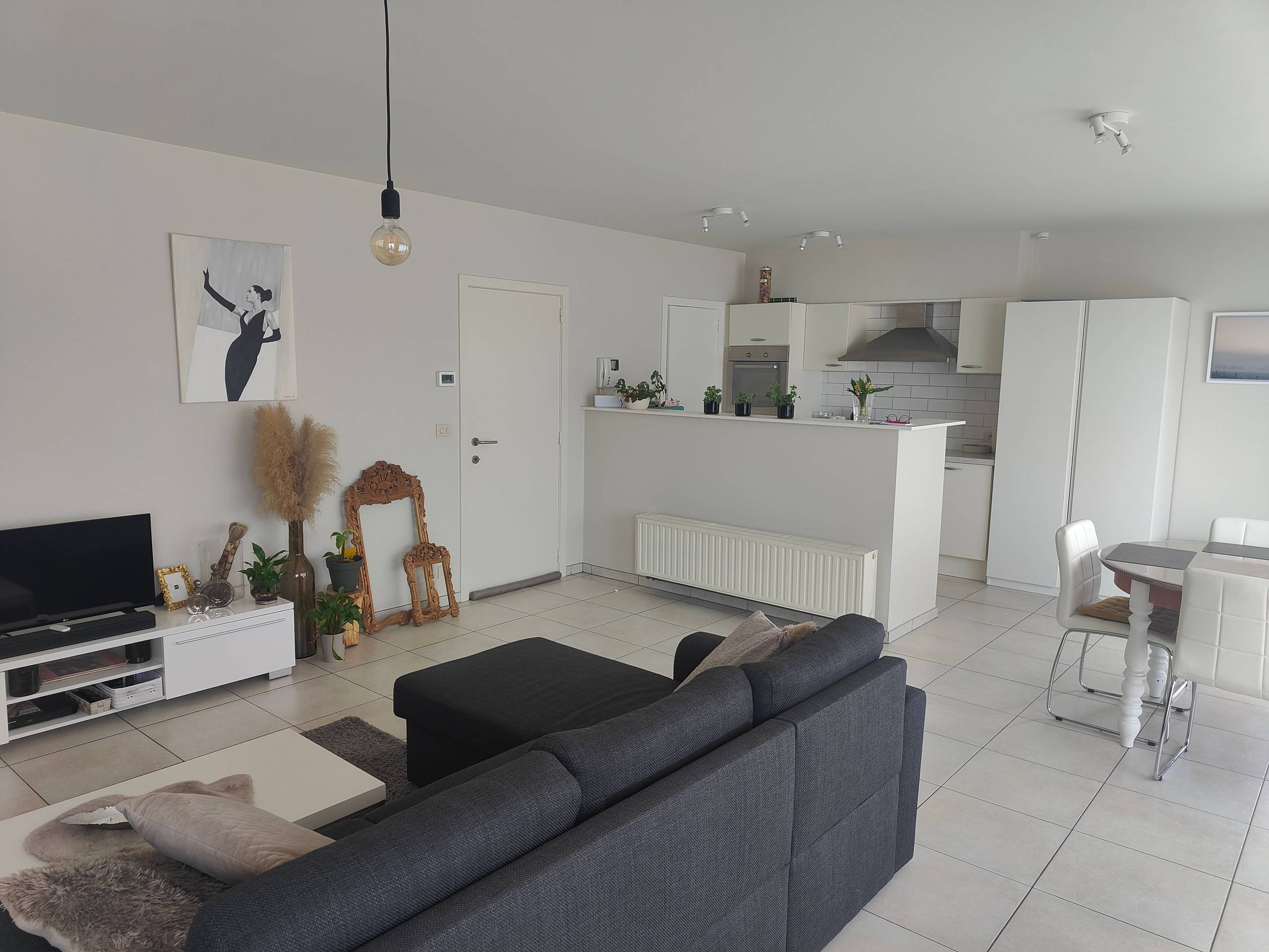 Apartment for rent in Oostkamp with 2 bedrooms - photo 2