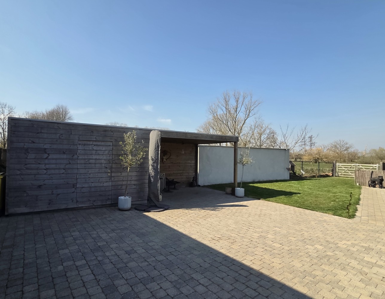 Zeer rustig gelegen laagbouwwoning, 3 slaapkamers, instapklaar op een perceel van 790m² - foto 4