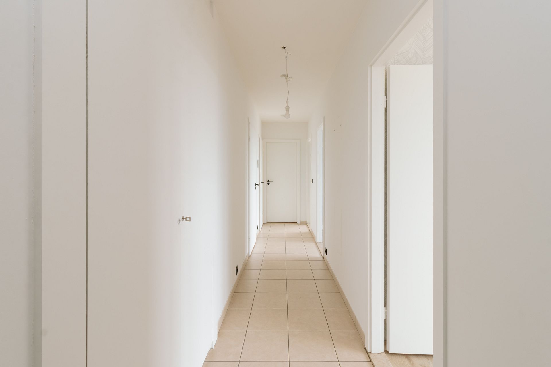 Apartment for sale in Merksem with 2 bedrooms - photo 2