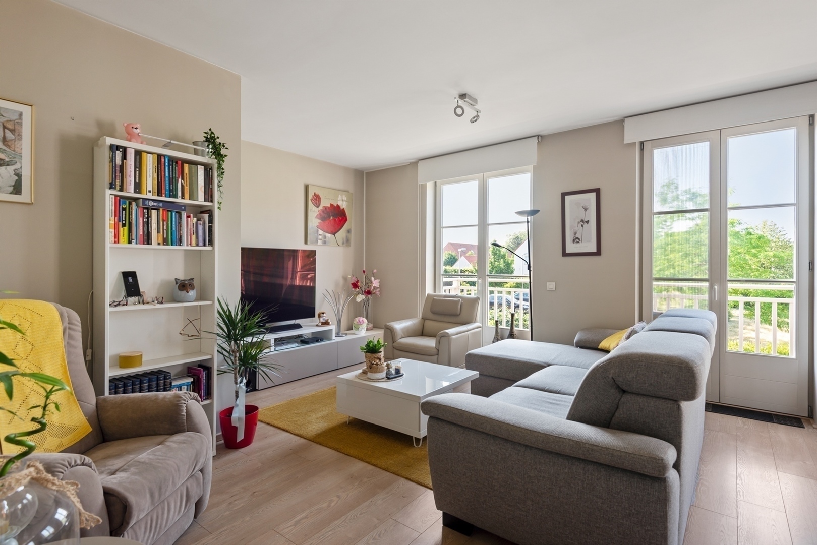 Molenveld | Instapklaar appartement 2 slaapkamers, terras + P - foto 4