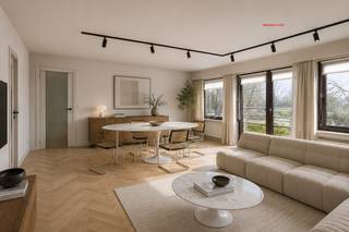 Dit lichtrijke appartement met lift, gelegen in het centrum van Oostende en dicht bij de jachthaven, biedt een open en groen zicht. <br />Het appartement beschikt over twee slaapkamers en een badkamer met douche. De woonkamer is zonnig en biedt een aangenaam uitzicht. De keuken is voorzien van alle nodige apparatuur.<br />Dankzij de ligging in het centrum van Oostende zijn winkels, restaurants en openbaar vervoer op wandelafstand bereikbaar. <br />Indeling: inkomhal met vestiaire en afzonderlijk toilet, leefruimte met mooi en ruim zicht, afzonderlijke keuken met terrasje, 2 ruime slaapkamers en badkamer met douche, wc en dubbele lavabo. Er is eveneens een privatieve kelder aanwezig.<br />Het gebouw werd recent aangesloten op het warmtenet van Oostende, wat de verwarmingskosten ten goede komt.<br />Dit appartement is ideaal voor wie op zoek is naar een comfortabele en praktische woonst in een levendige omgeving. Met zijn twee slaapkamers is het ook perfect geschikt voor een klein gezin. Kortom, dit appartement biedt alles wat je nodig hebt voor een aangenaam verblijf in Oostende.