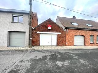 Geluwe - Rustig gelegen bouwgrond op 381 m². * 6 meter facade * Diepe tuin * Mooi verzicht * Rustige ligging...