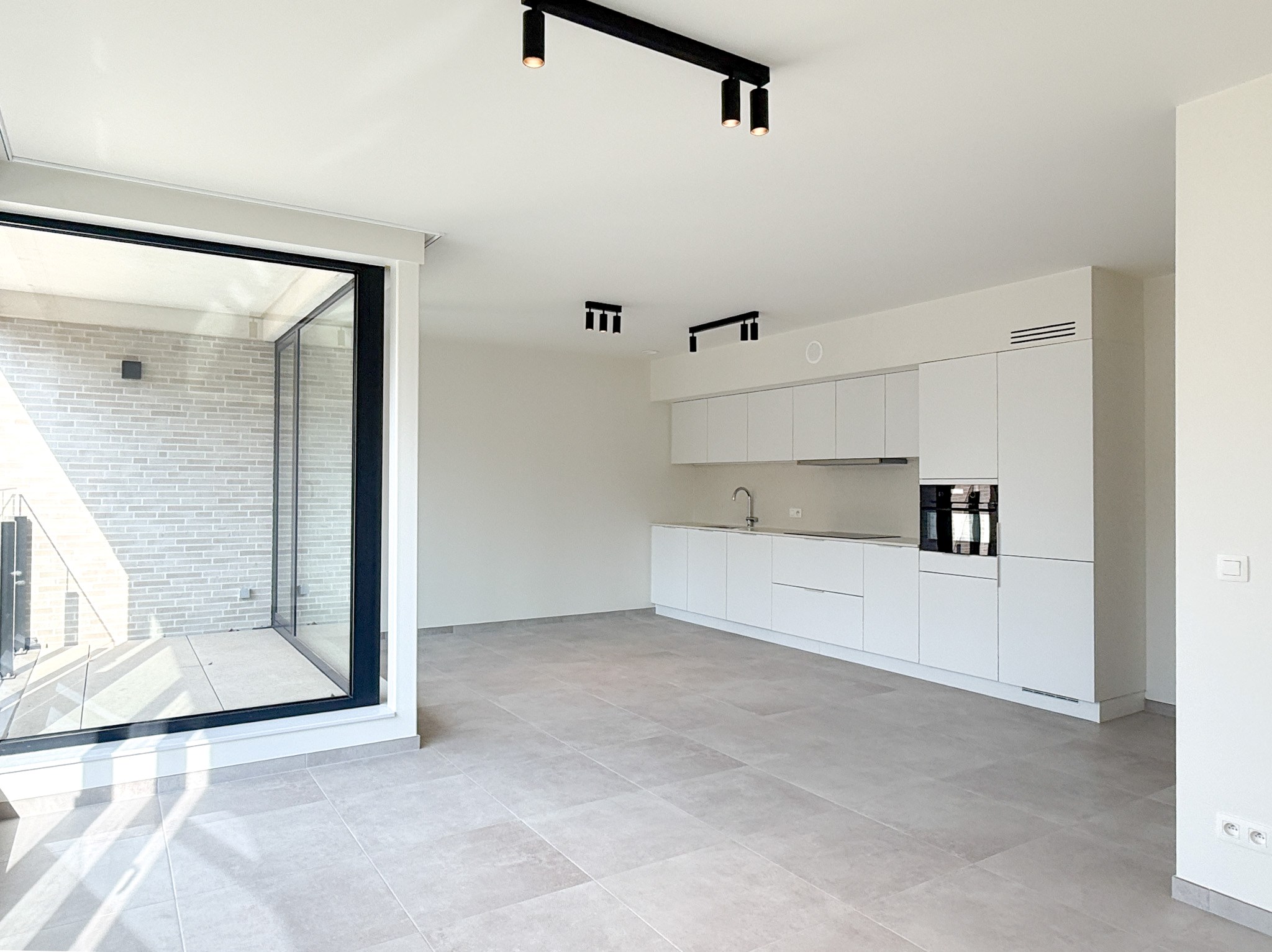 Nieuwbouwappartement op de eerste verdieping met terras en twee slaapkamers - foto 4