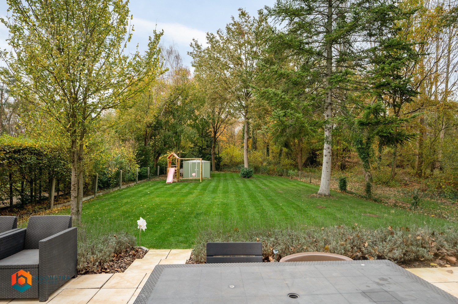 Leuke gezinswoning met 4 slpkrs en leuke tuin (1200 m²) - foto 2