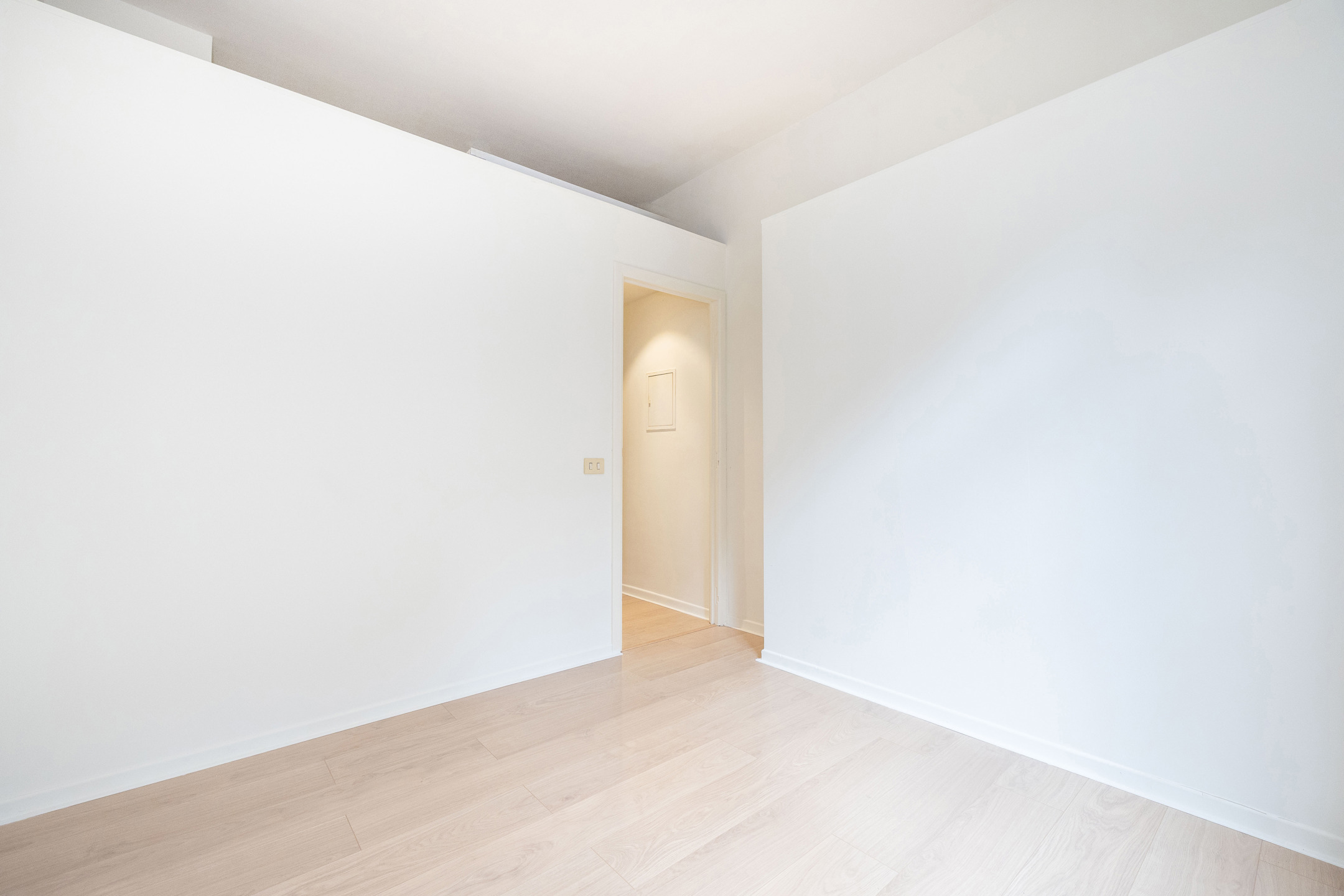 Licht gelijkvloers in het groene hart van Bosvoorde - foto 4