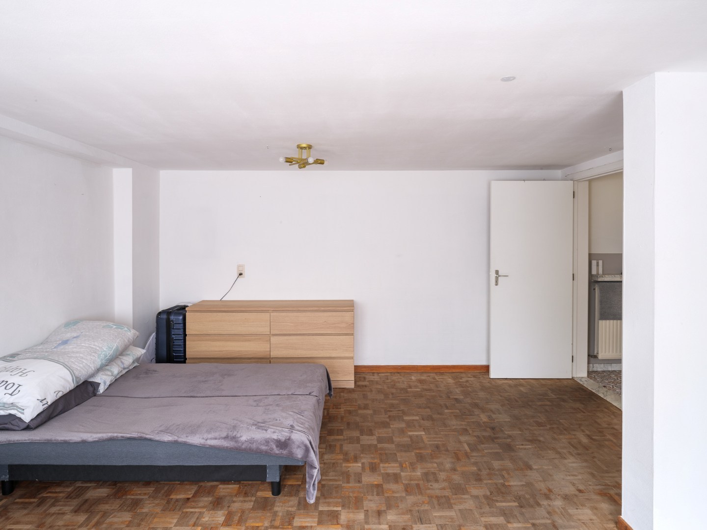 Exclusive corner apartment with a view of the Citadelpark. - photo 4