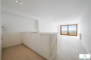 Uniek tweekamerappartement op toplocatie aan de Zeedijk! Dit royale (86m²) appartement op de 9e verdieping van residentie Zandbank I biedt...