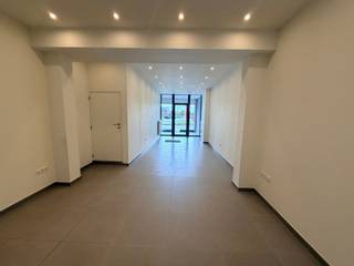 Commercial for rent in Maasmechelen