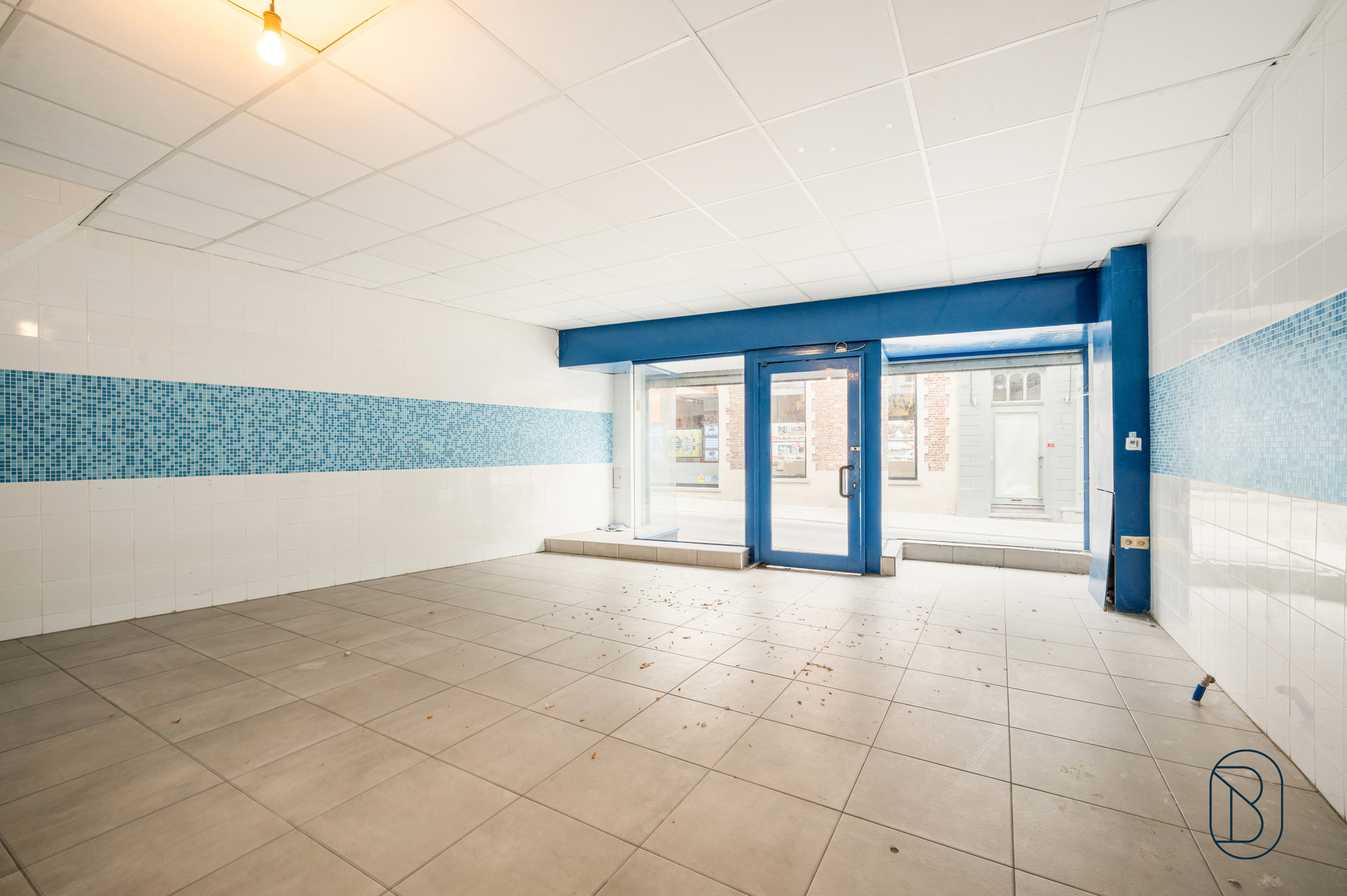 Commercieel gelegen HANDELSPAND met woonstmogelijkheid.  - foto 5