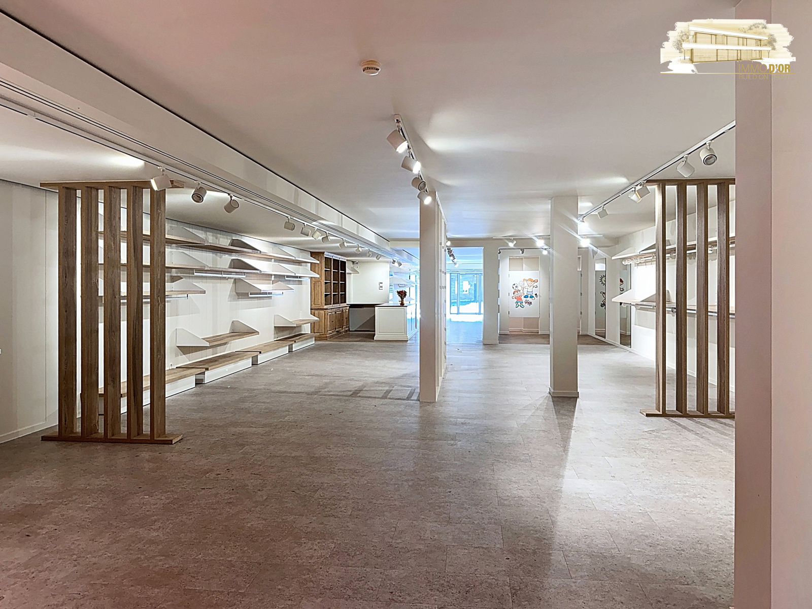 Commercial for rent in Brasschaat - photo 1