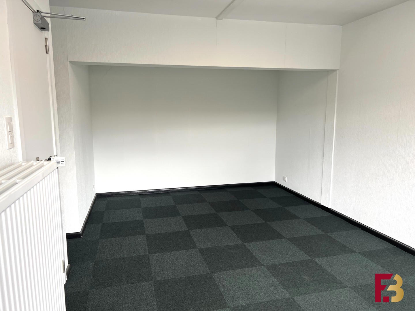 Kantoorruimte met woongedeelte nabij E40/E17/R4 - foto 4