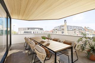 Kleinschalige en energiezuinige 'Residentie Le Vieux Charles', bestaande uit 5 prachtige en ruime appartementen.In het hartje van Poelkapelle,...