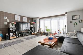 Energiezuinig en goed onderhouden appartement met terras in hartje BeerseDit ruime en zeer verzorgde appartement bevindt zich op de tweede verdieping...